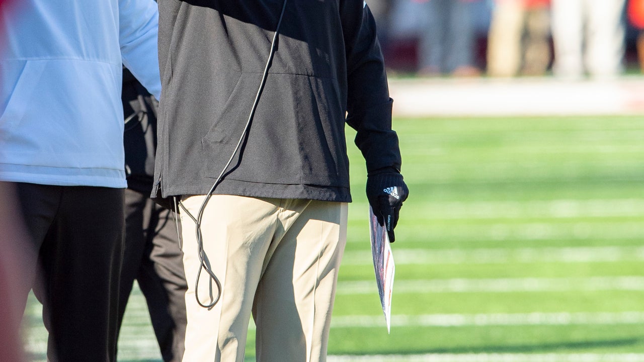 Indiana, Purdue keep focus on football during home stretch